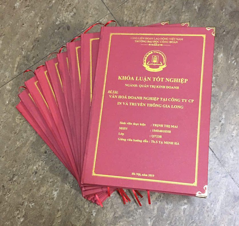 Tiêu Chuẩn Một Bìa Cứng Mạ Vàng Đẹp