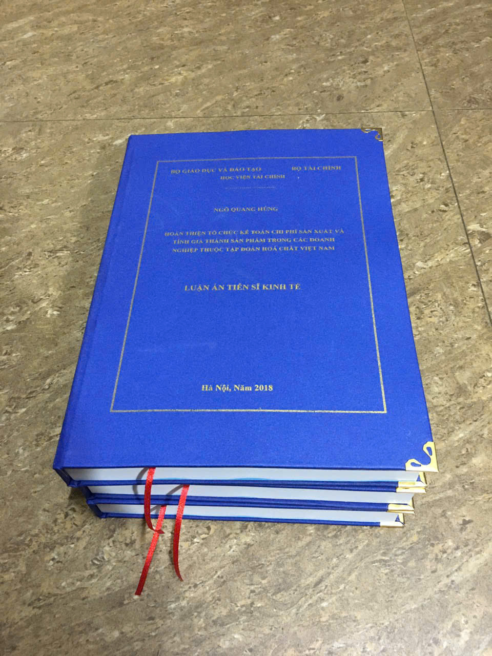 Địa Chỉ, Liên Hệ Dịch Vụ Đóng Bìa Cứng Mạ Chữ Vàng iN Hoa Hồng